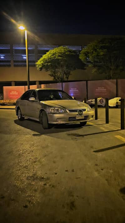 Honda Civic VTi 2000 Automatic 1.6