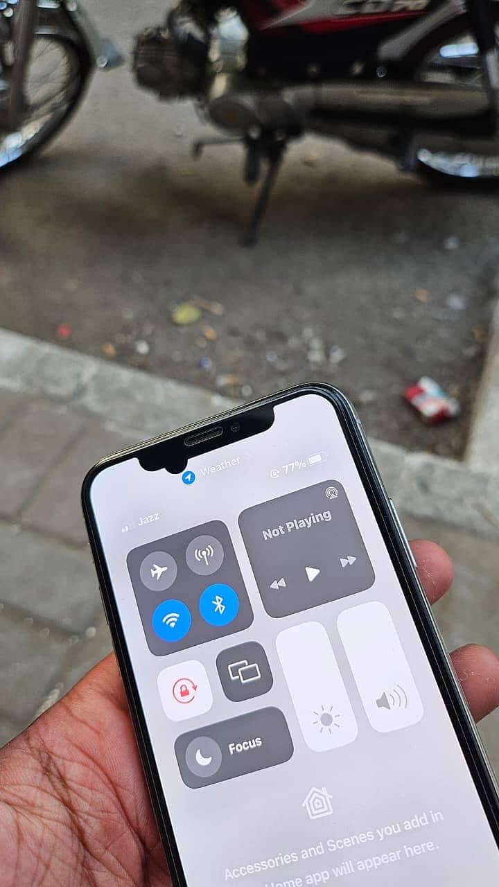 Apple iPhone X 6