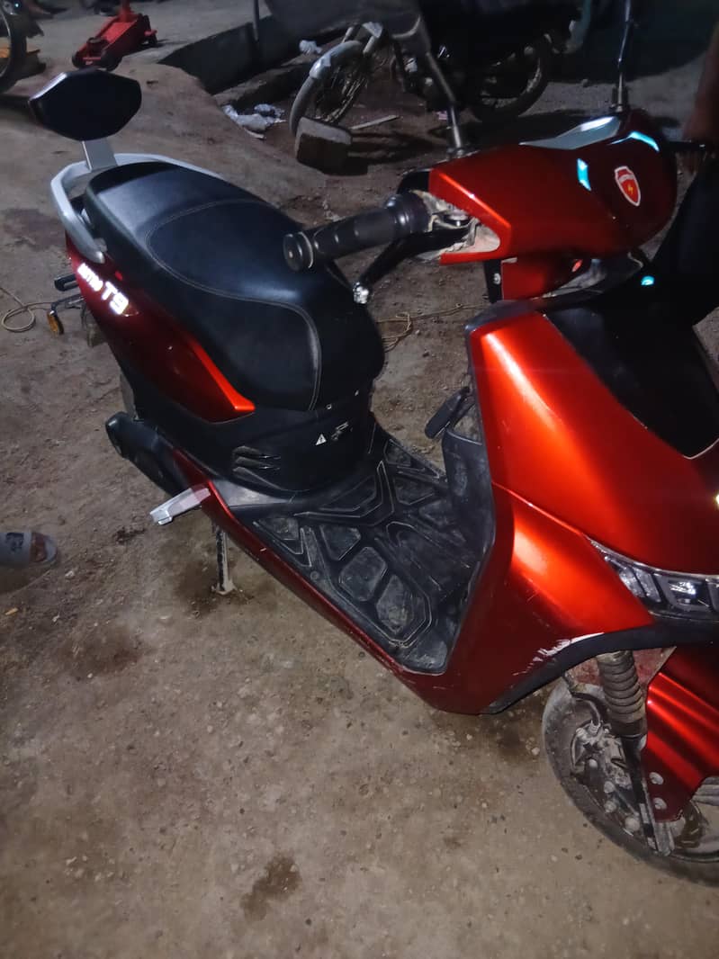 scoote 2