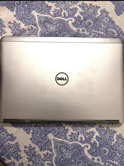 Dell latitude E7440 laptop with original charger 8 GB ram 512GB storag