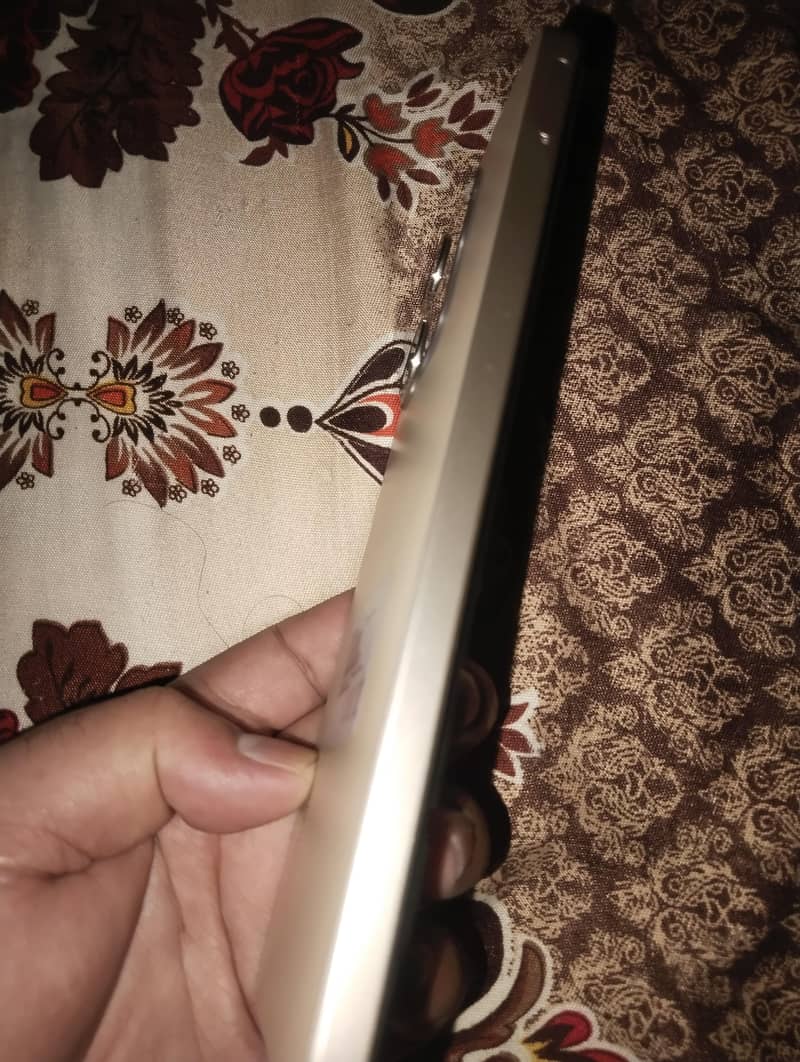 realme note 70 0