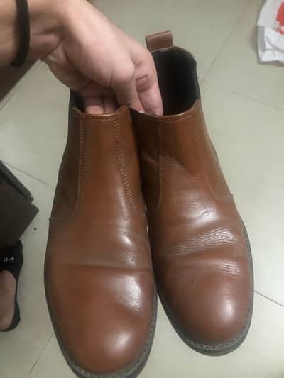 Brown leather Chelsea