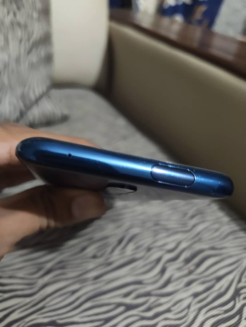 One Plus 7 Pro 5