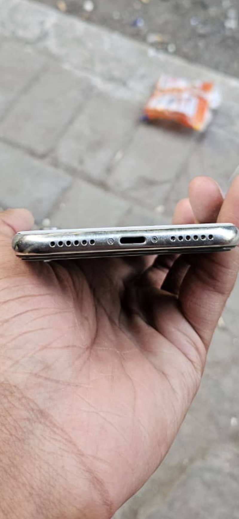 Apple iPhone X 3