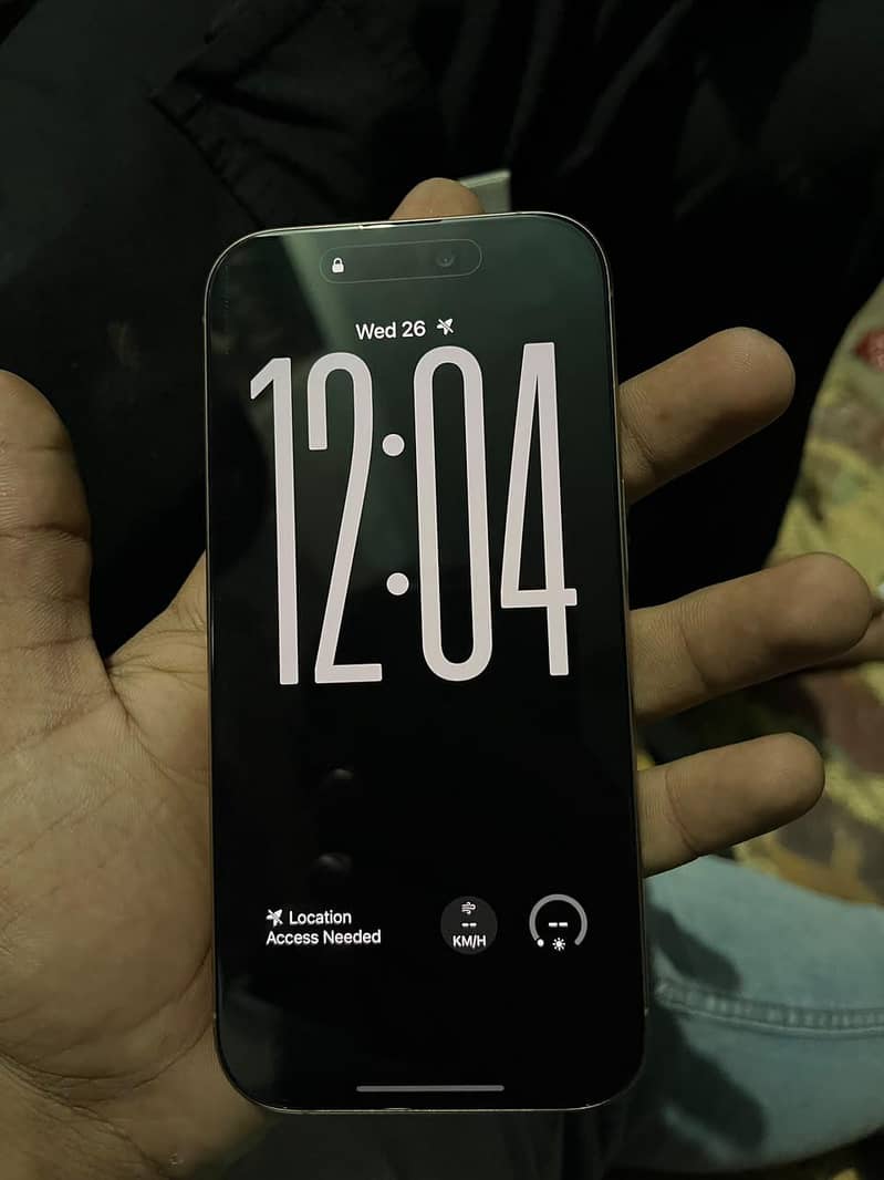 Apple iPhone 16 Pro 7