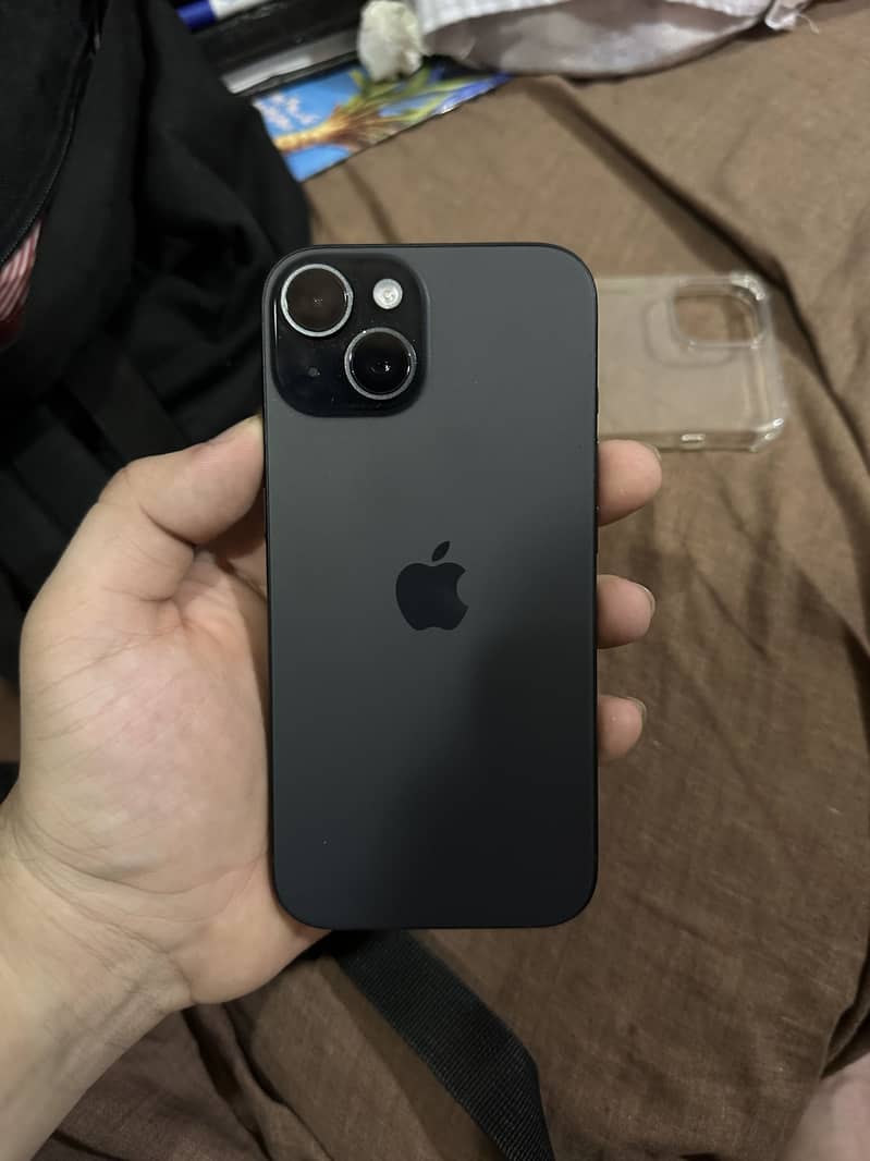 Apple iPhone 15 4