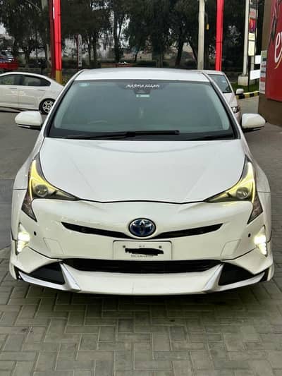 Toyota Prius 2016