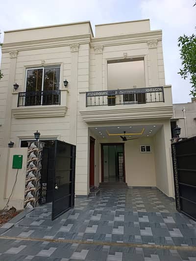 5 MARLA BRAND NEW HOUSE AVAILABLE FOR RENT PRIME LOCATION AT BAHRIA ORCHARD LHR