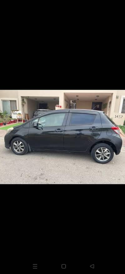 Toyota Vitz 2011 Hach Back