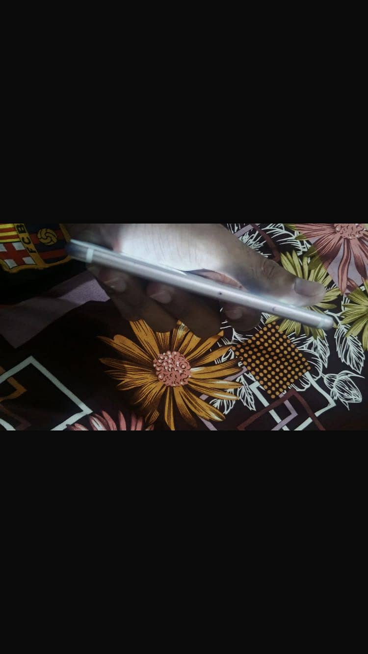 Apple iPhone 7 6