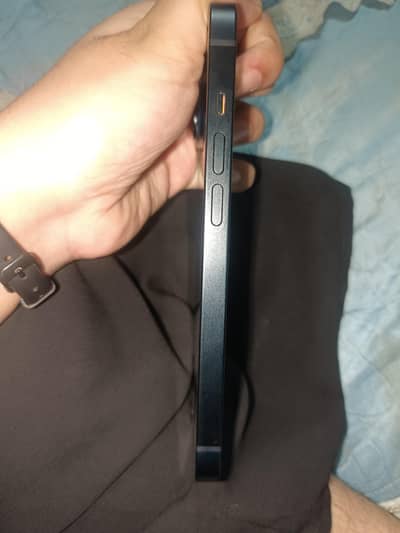Apple iPhone 14