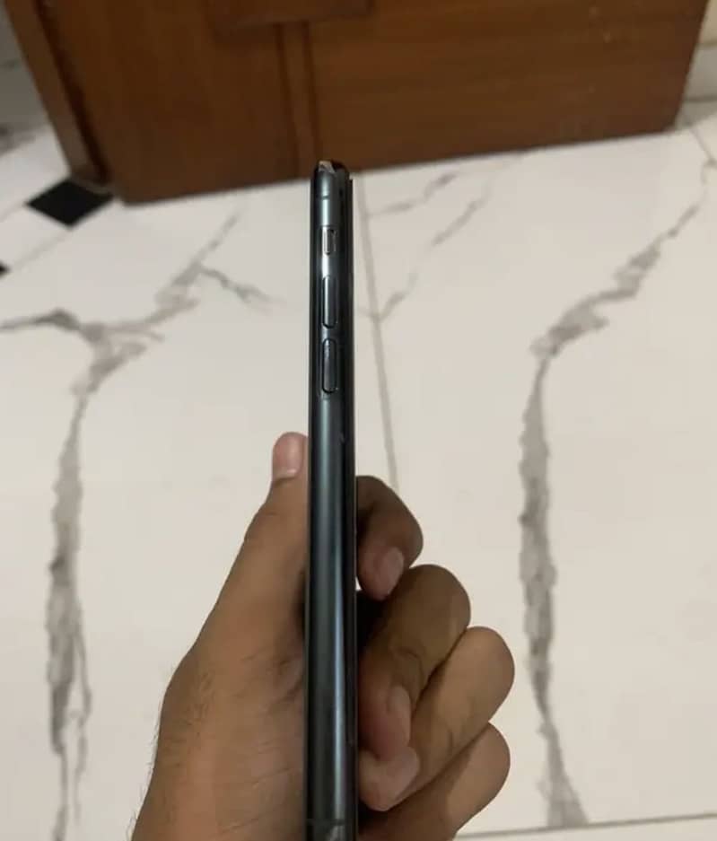 iPhone 11 Pro 0