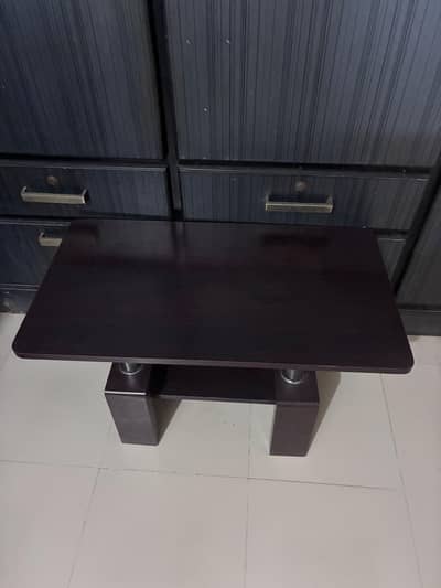 Modern Wooden Coffee Table with Storage Shelf | Excellent Condition
