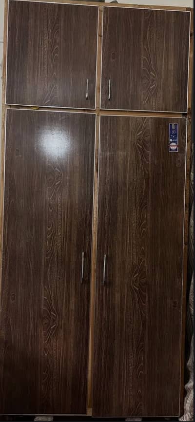 WOODEN ALMARI FULL SIZES