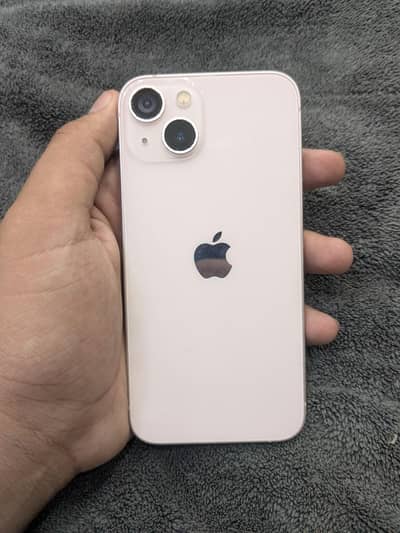 Apple iPhone 13