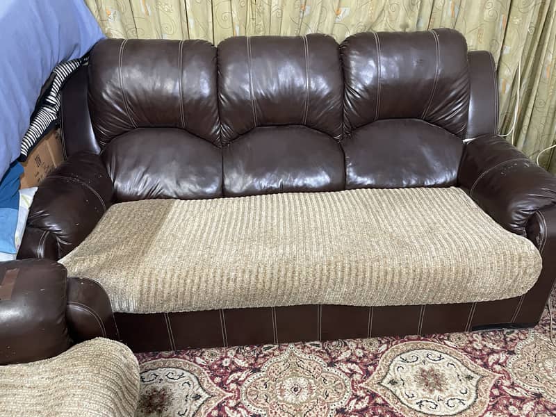 Relaxer Sofa 1
