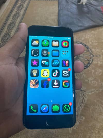 Apple iPhone SE factory unlocked
