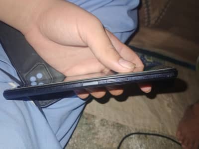 Infinix Hot 12