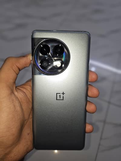 One Plus 11R