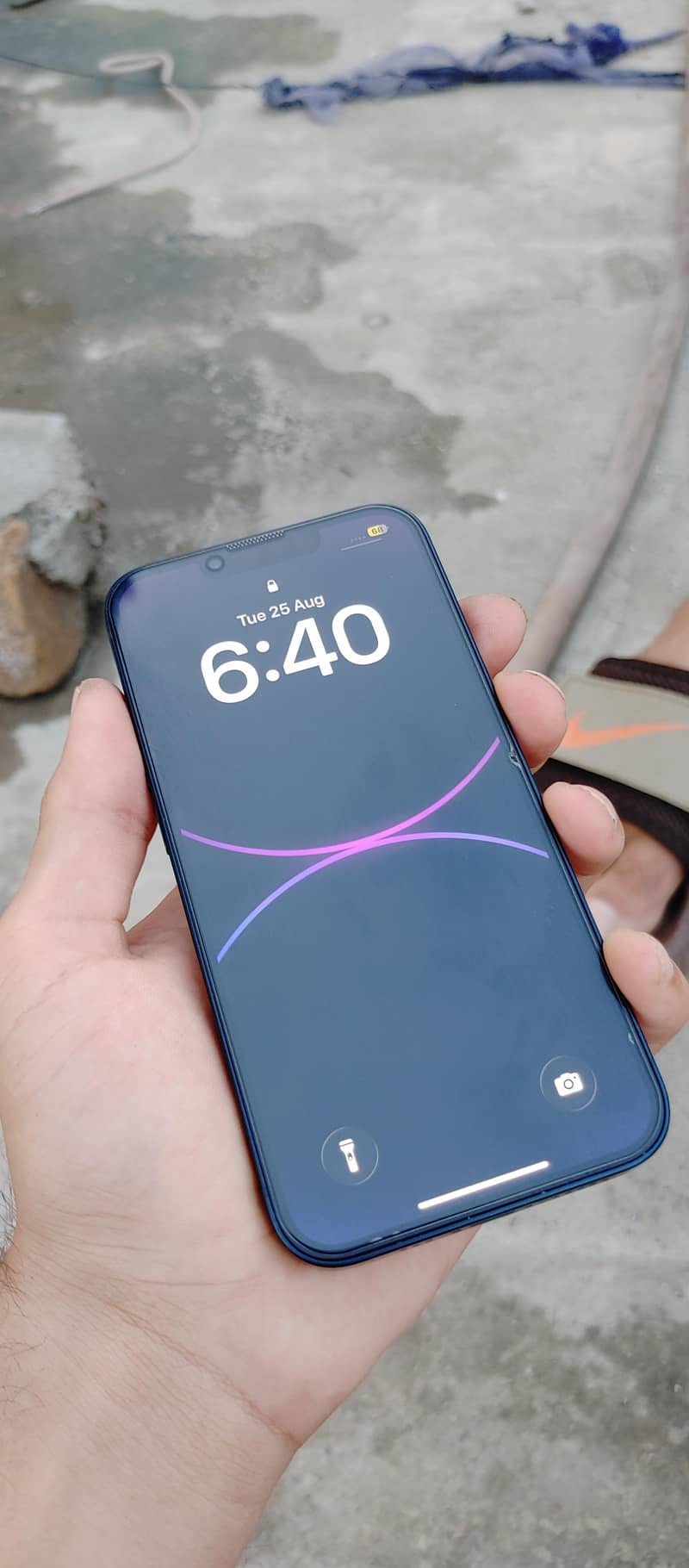 Apple iPhone 13 2