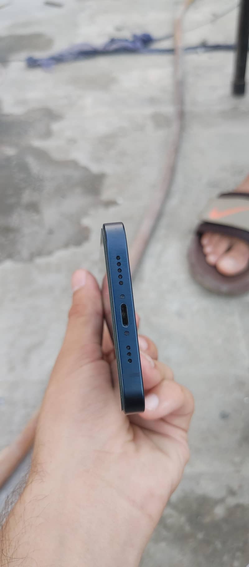 Apple iPhone 13 5