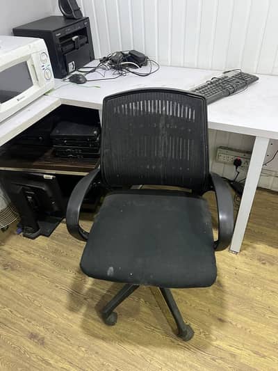 heavy duty boss office chair - great for work and study