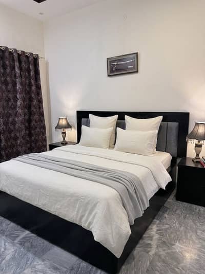 walnut wood bed