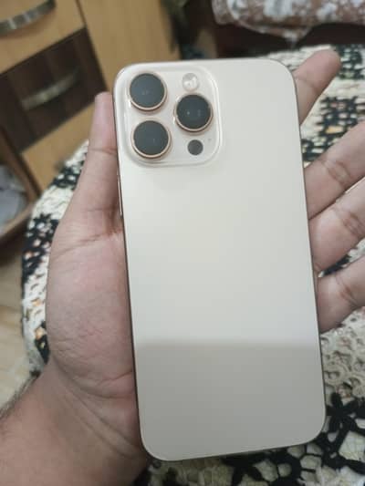 Apple iPhone 16 Pro Max