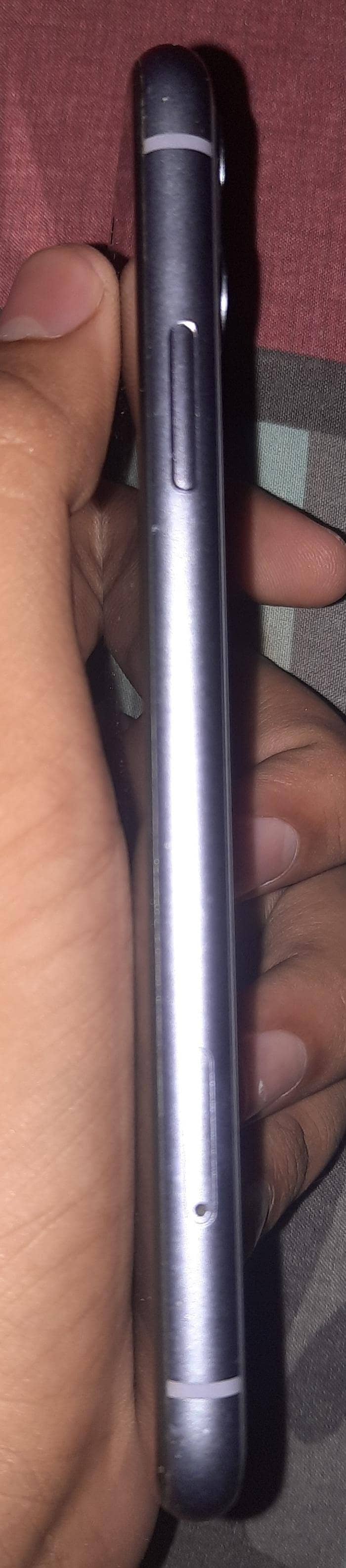 Apple iPhone 11 5