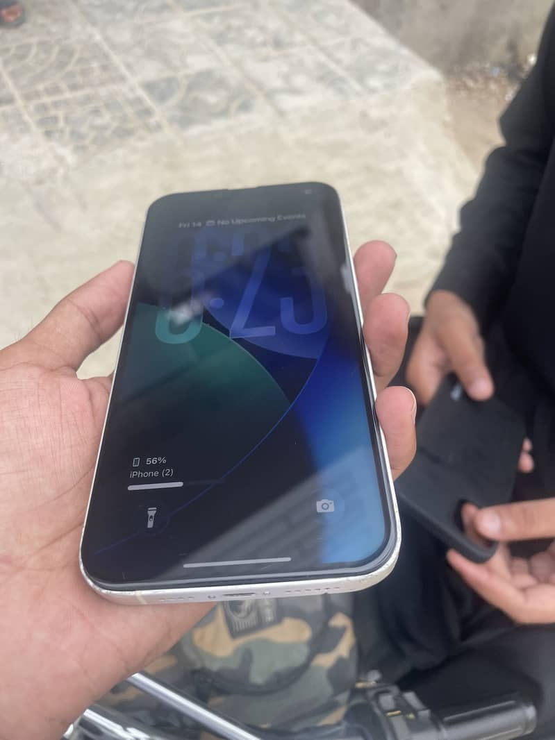 Apple iPhone 14 plus 3