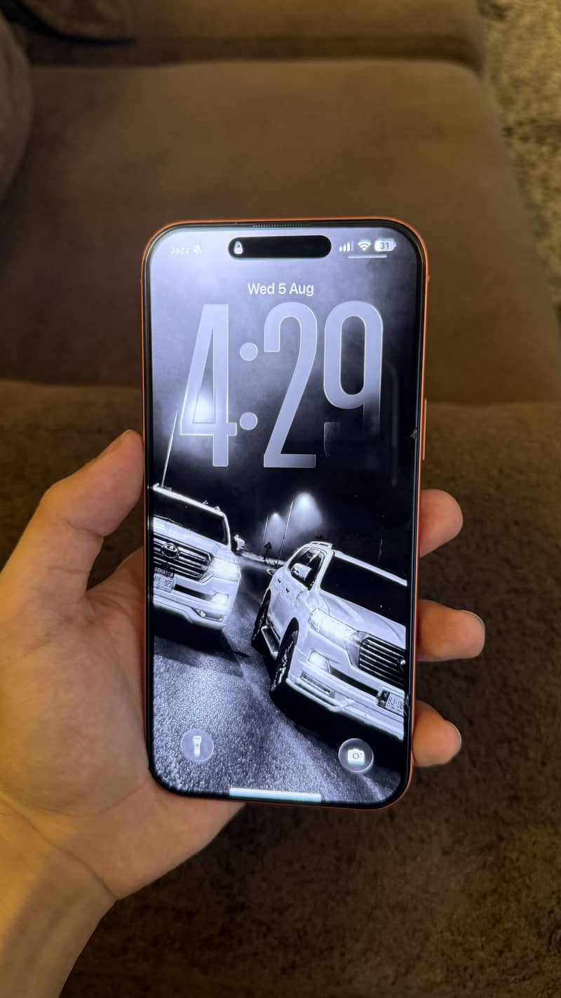 Apple iPhone 17 Pro Max 2