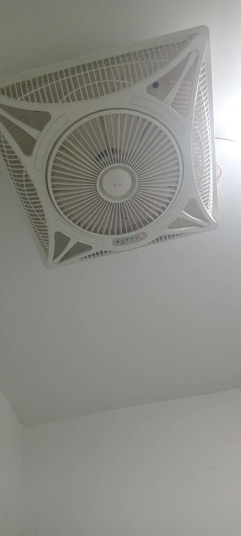 False ceiling fan 2×2 0