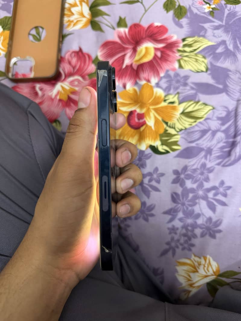 Iphone 14 2