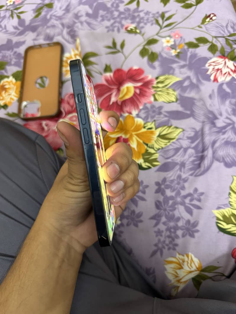 Iphone 14 4
