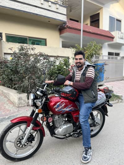 Suzuki GS 150 antique 2019 model Red
