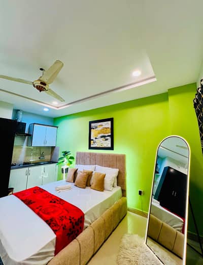 Per day and weekly basis, Studio fully furnished luxury apartments available for rent in Gulberg Greens Islamabad.