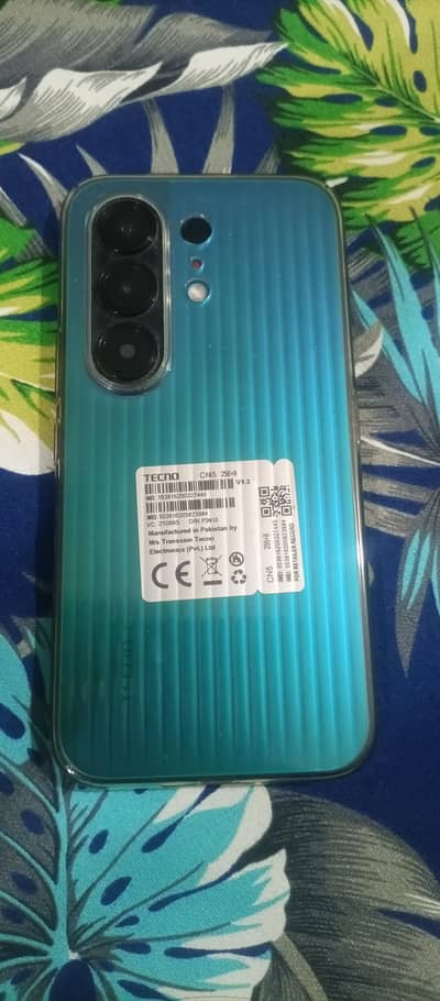 Tecno Camon 50 8/256.