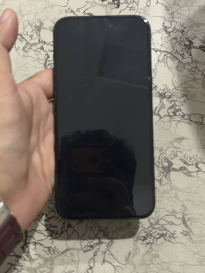Apple iPhone 15 plus 7