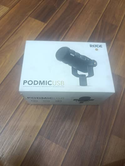 Selling Rode PodMic USB
