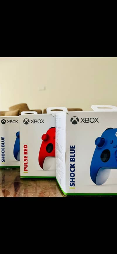 Xbox one X and S controller