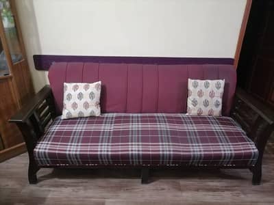 Wooden 5 Seater Sofa Set For Sale!