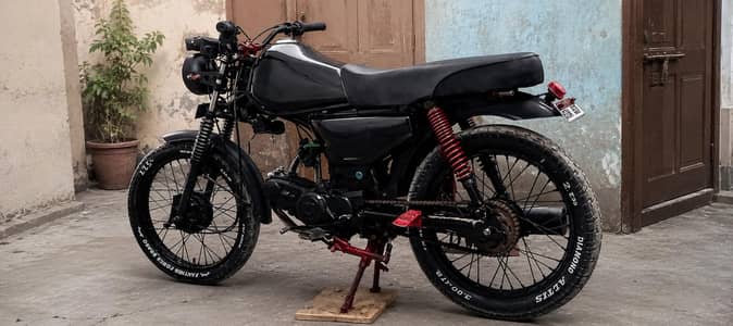 Habib bike convert cafe race