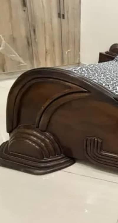 100 % pure wooden