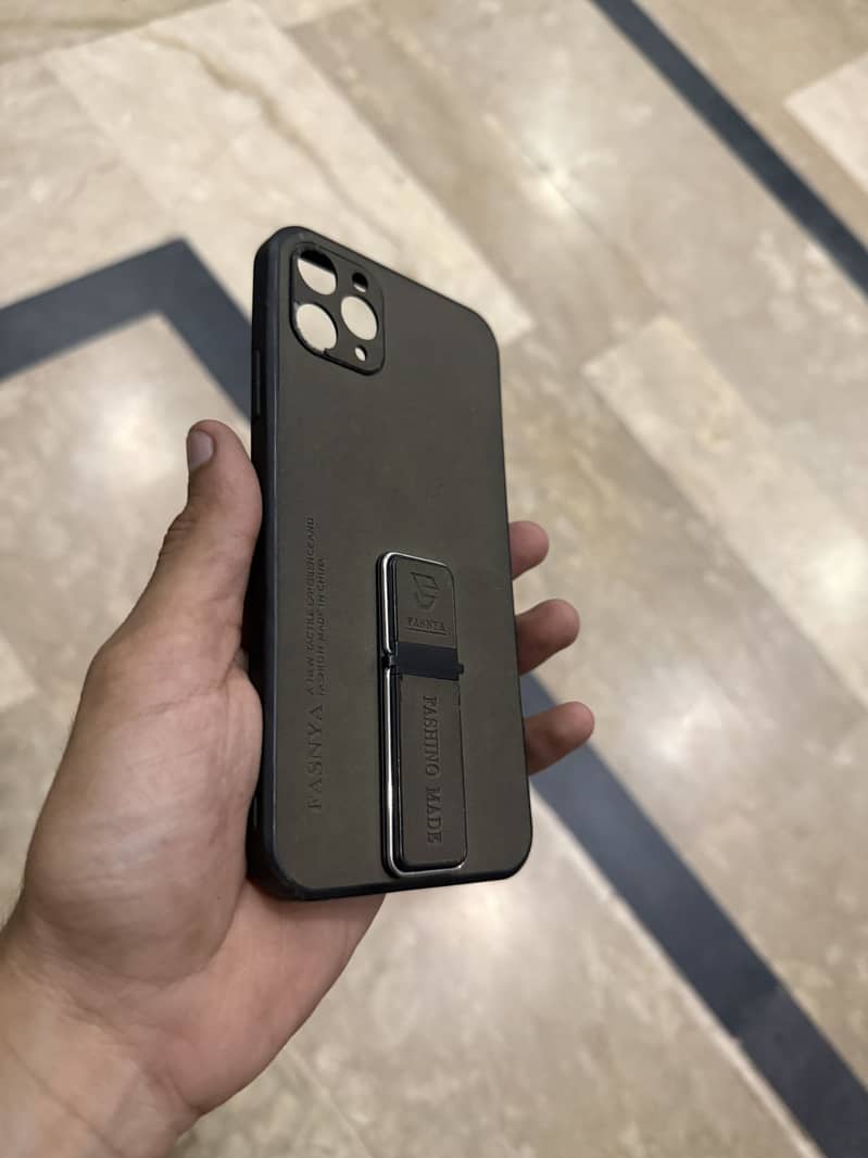 11 pro max Cases 3