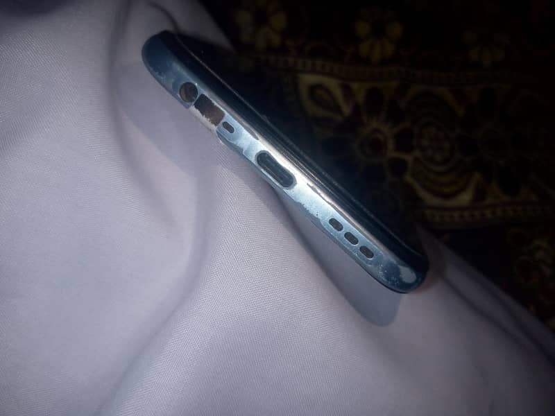 OPPO A54 4