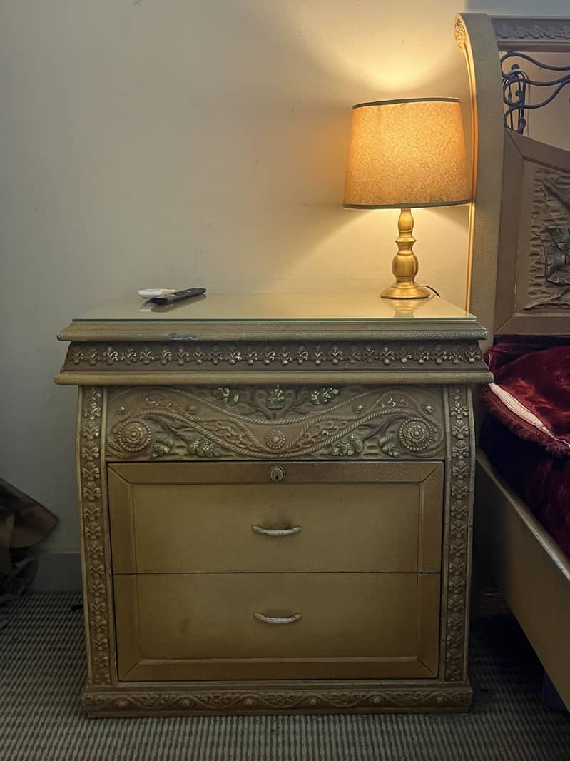 bed room set 0