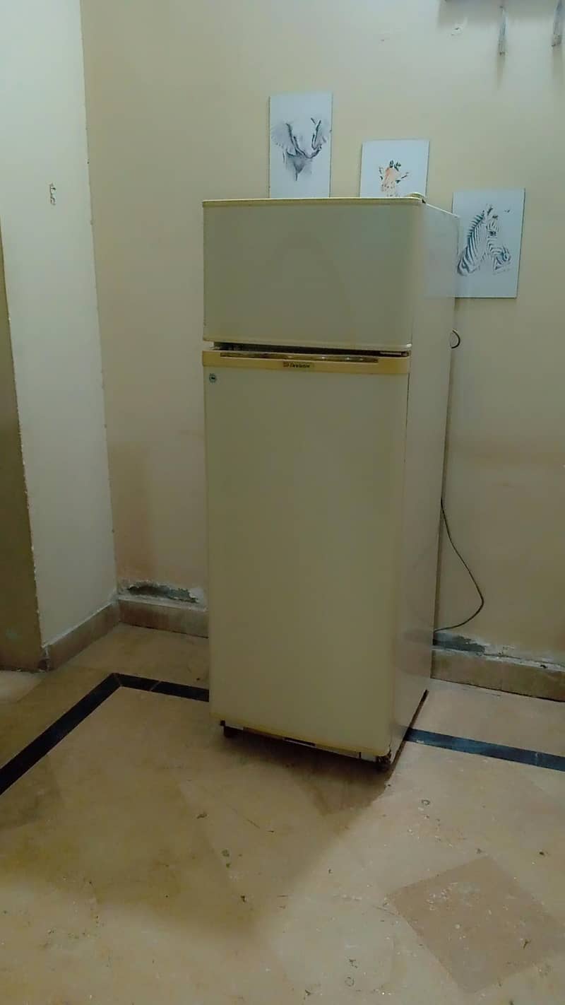 Dawlance fridge 0