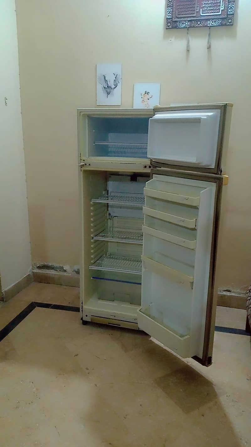 Dawlance fridge 4