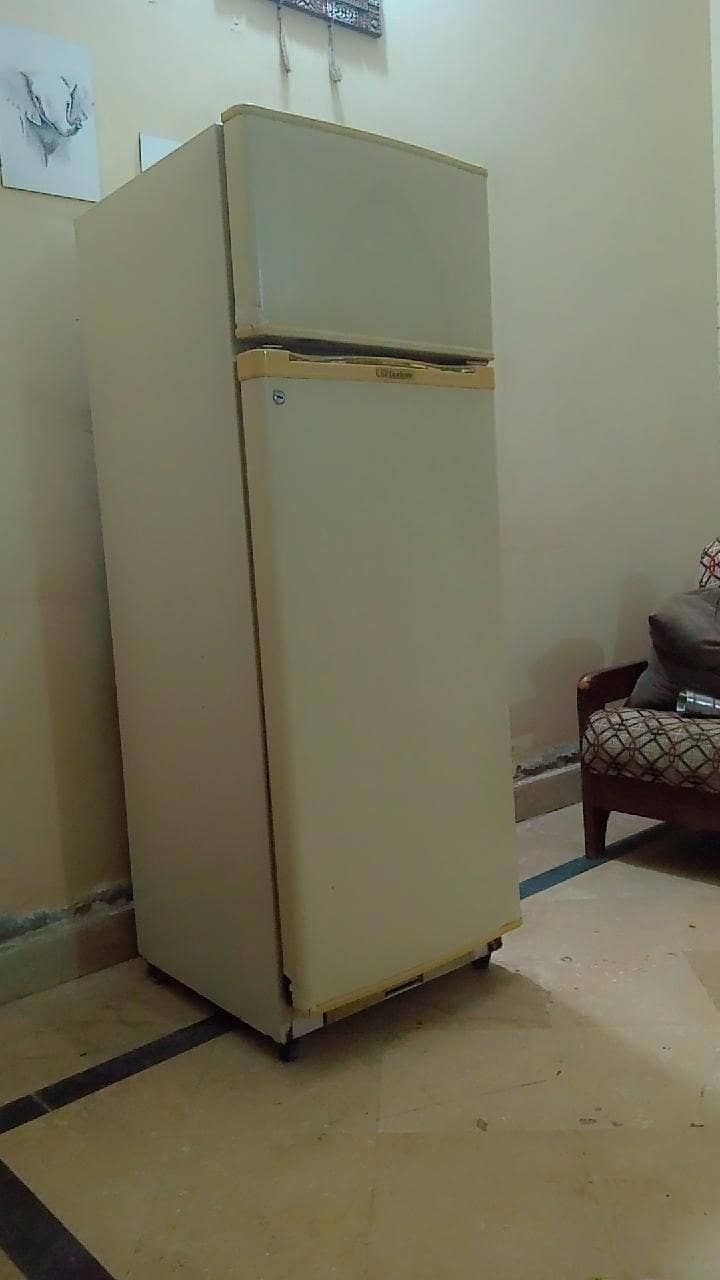 Dawlance fridge 6