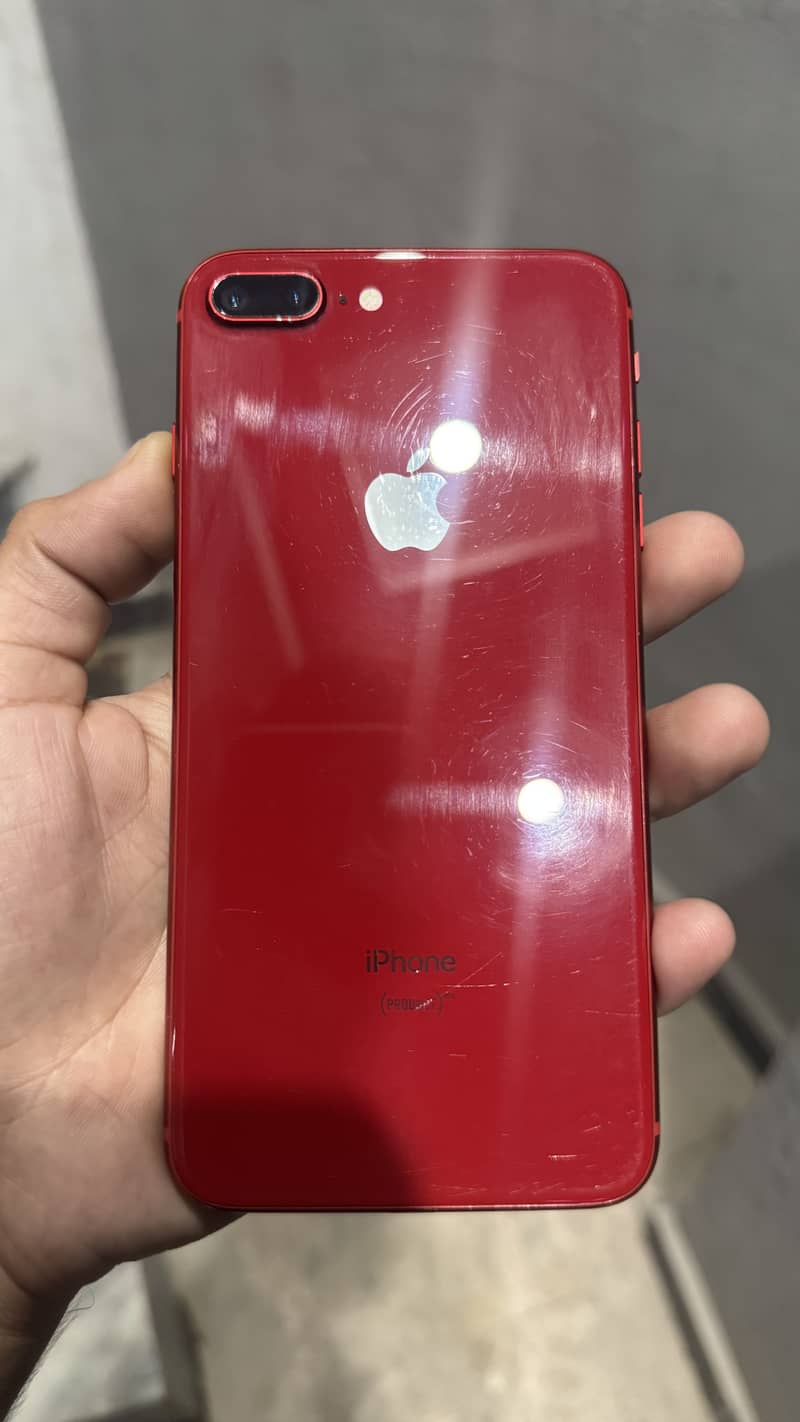 Apple iPhone 8 Plus 11